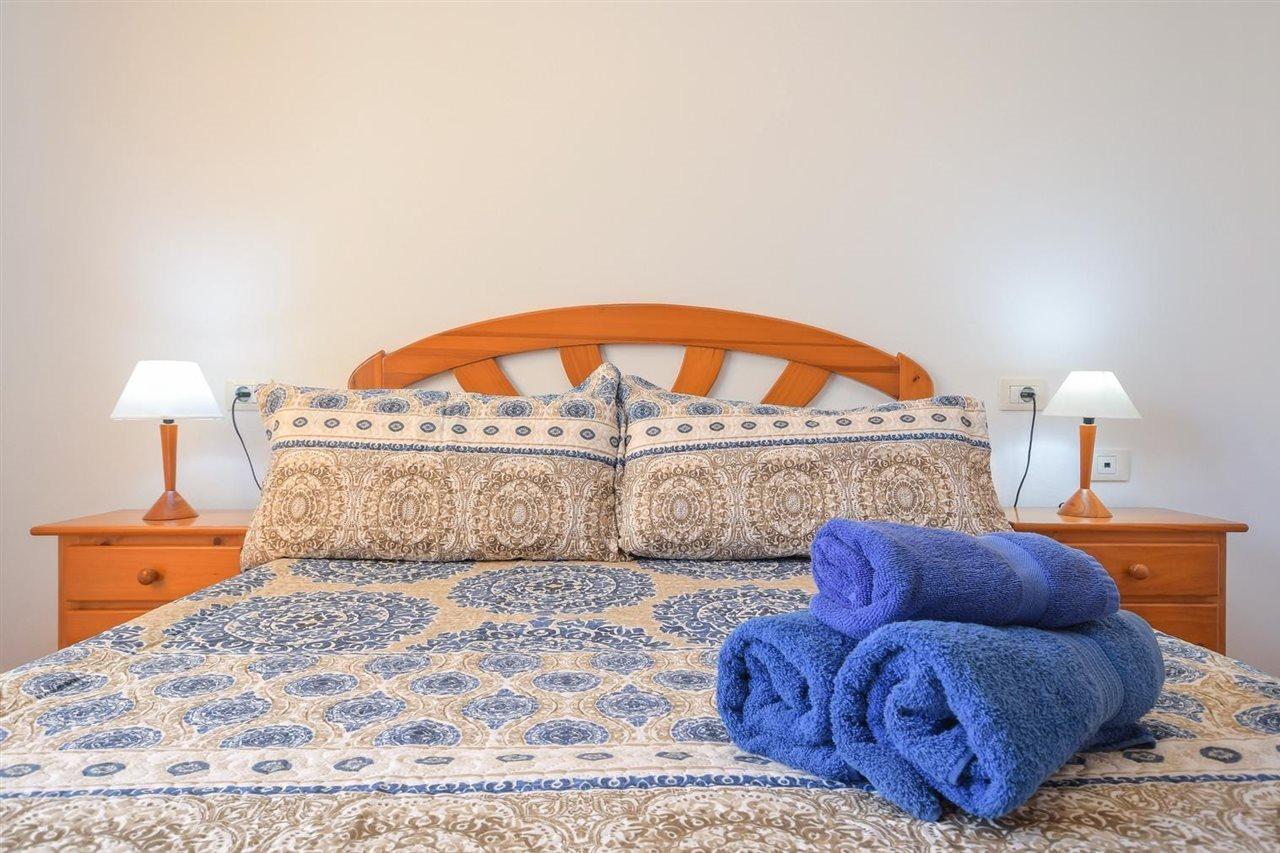 Apartamentos Flor Uno 塞博河畔卡莱塔 外观 照片