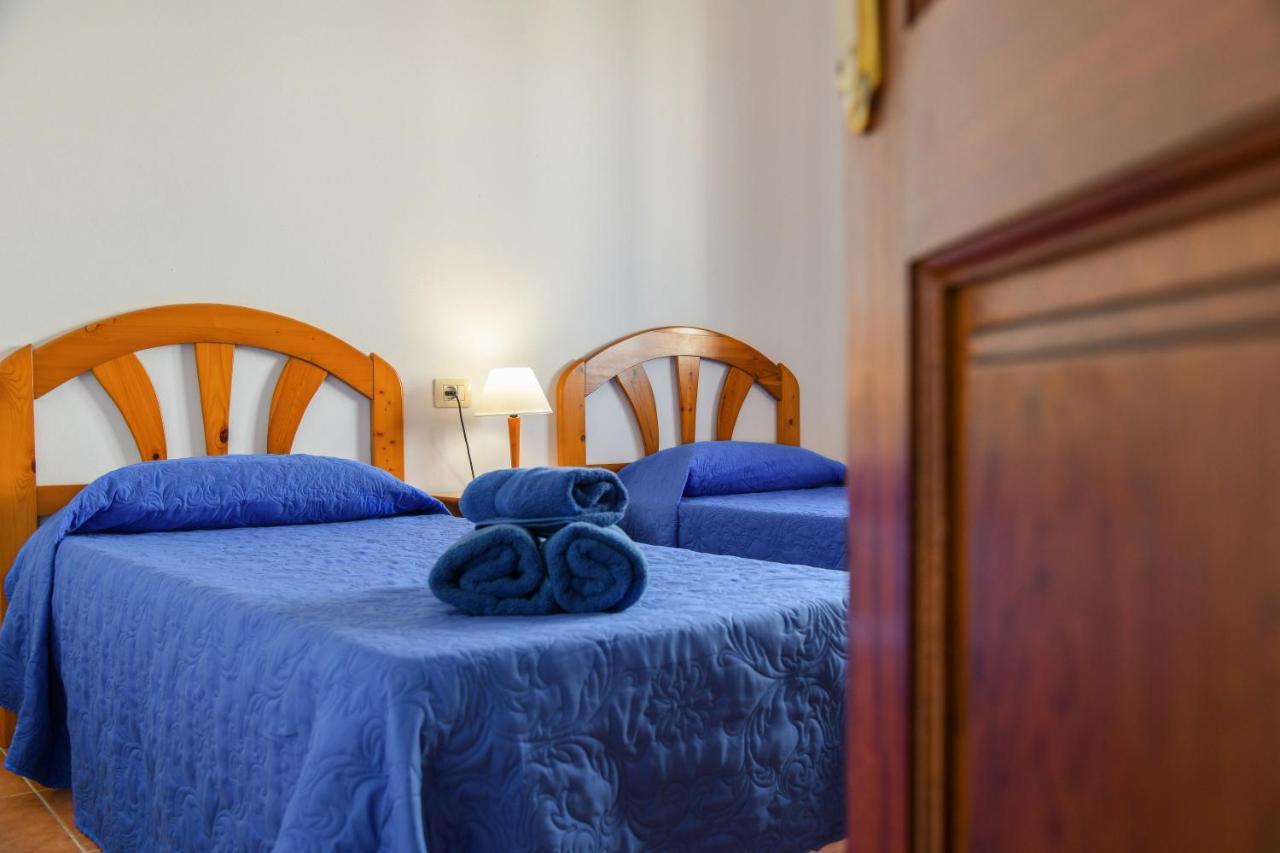 Apartamentos Flor Uno 塞博河畔卡莱塔 外观 照片
